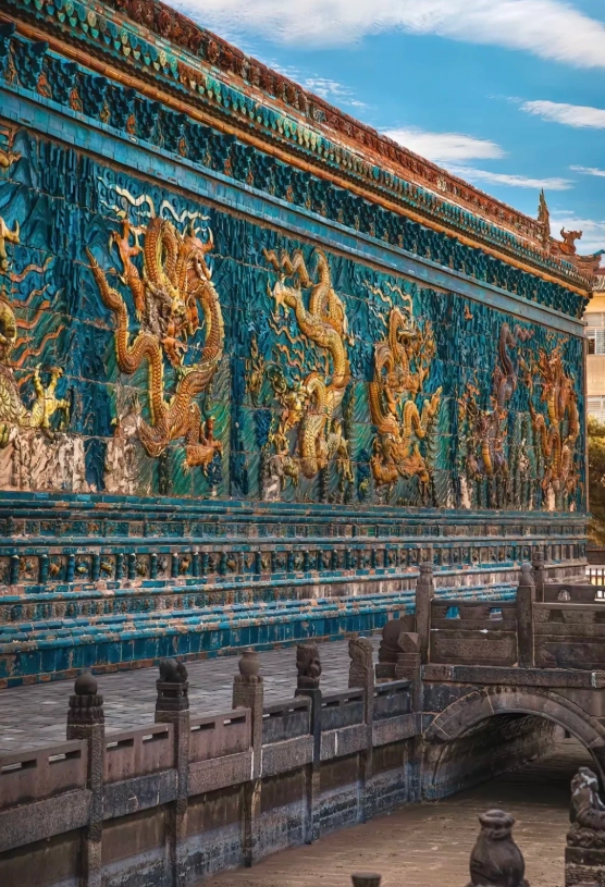 Datong Nine-Dragon Screen Guided Tour: Avoid Crowds & Save Time
