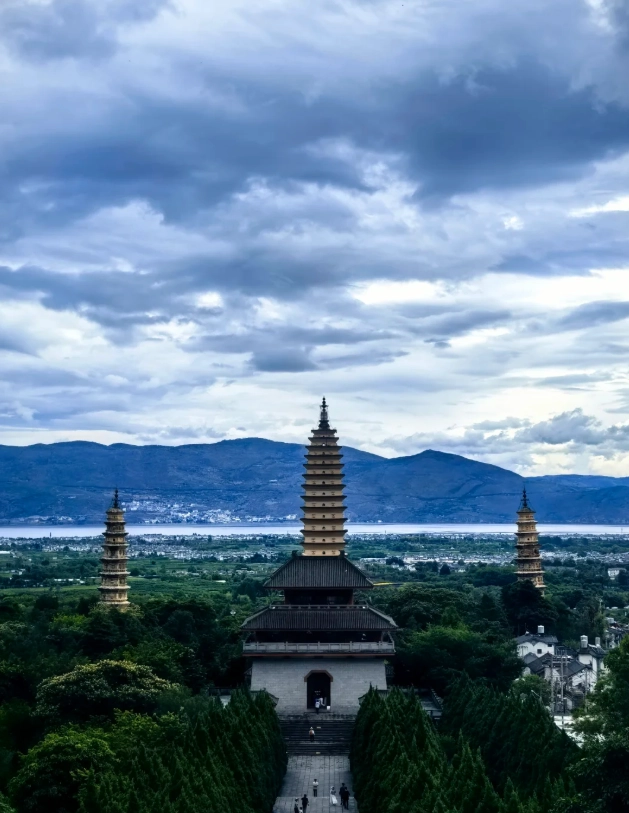 Three Pagodas Yunnan Three Pagodas Yunnan
