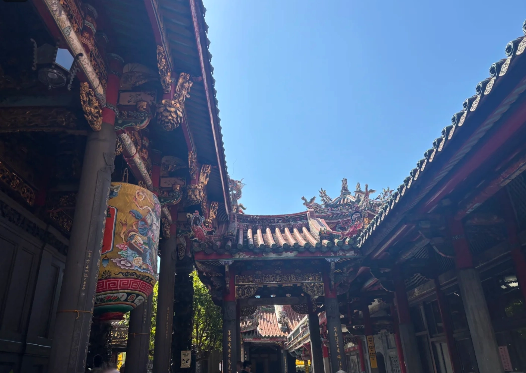 Longshan Temple night market Longshan Temple night market
