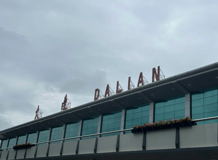 How to Get to Xinghai Square from Dalian Airport: Fastest Routes