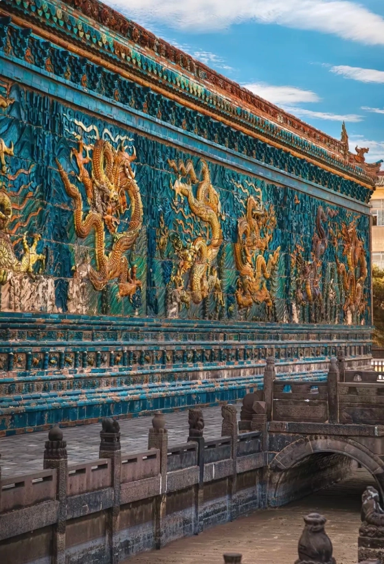 Datong Nine-Dragon Screen: Skip the Crowds and Save Time