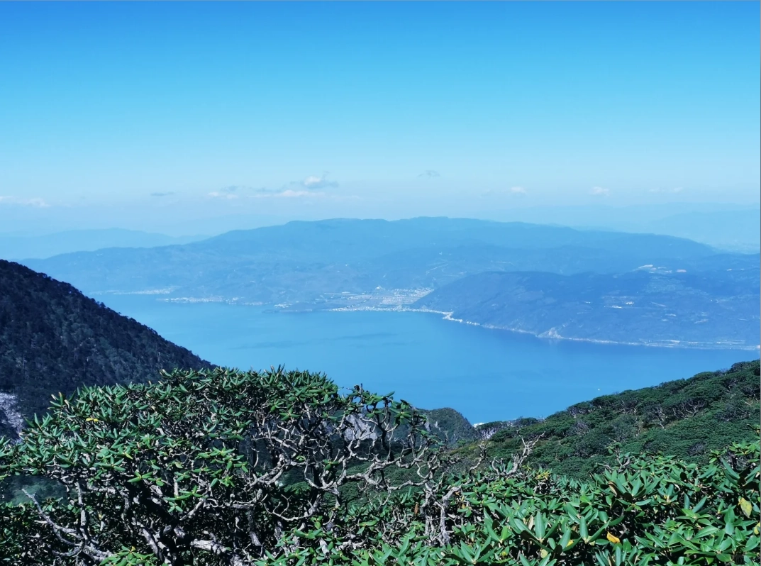 Cangshan hiking trails Cangshan hiking trails