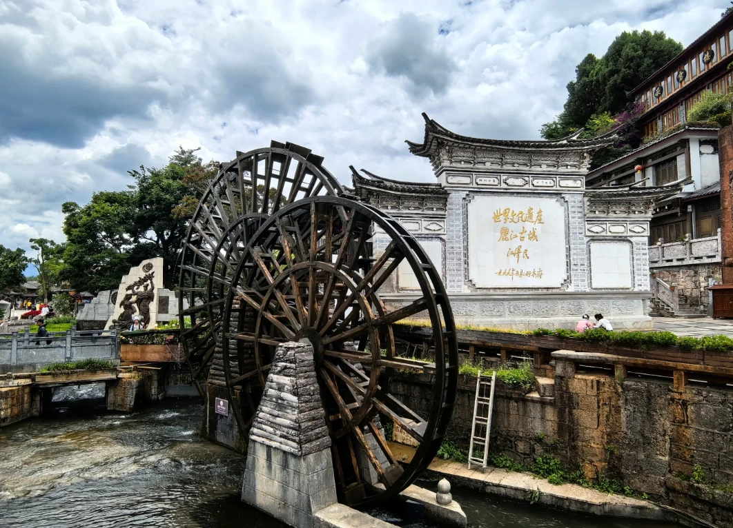 How Long to Spend at Old Town of Lijiang: 4–6 Hours Is Enough