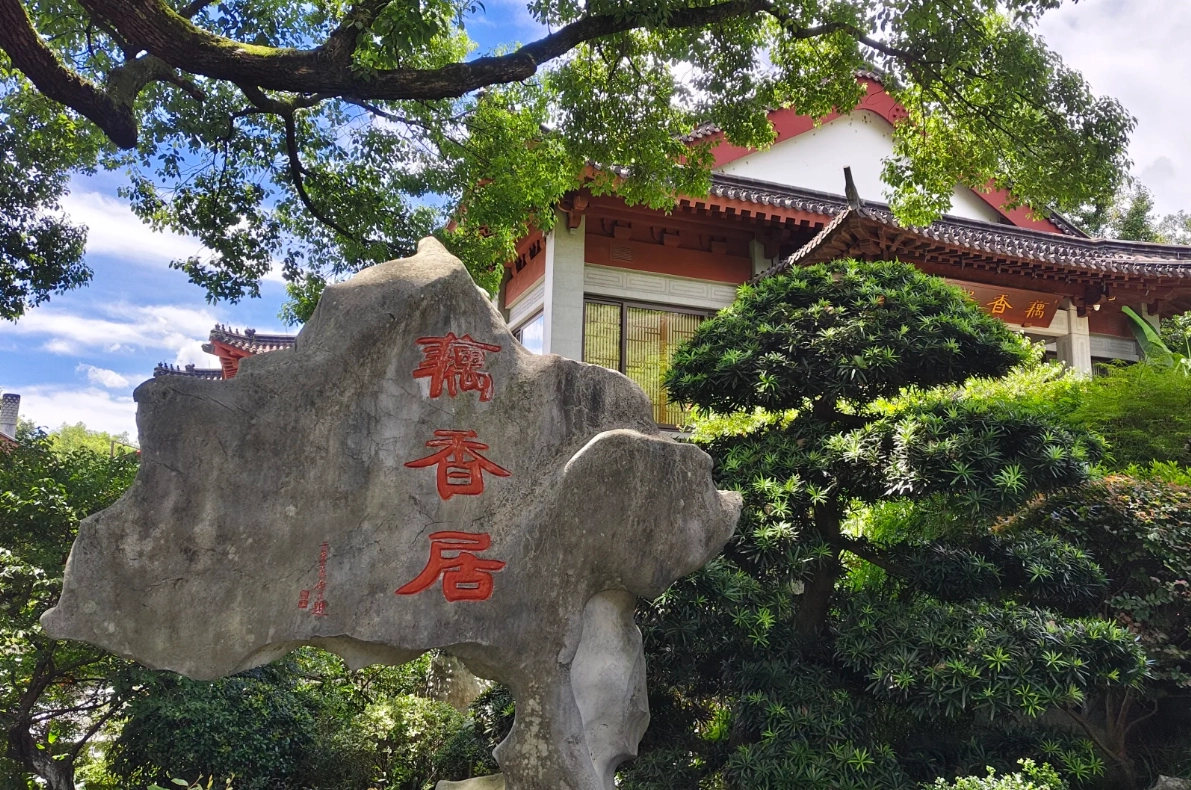 West Lake attractions West Lake attractions