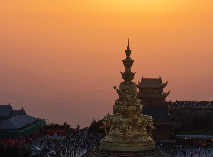 5 Days in Leshan: A Local Guide to Giant Buddha & Spicy Food