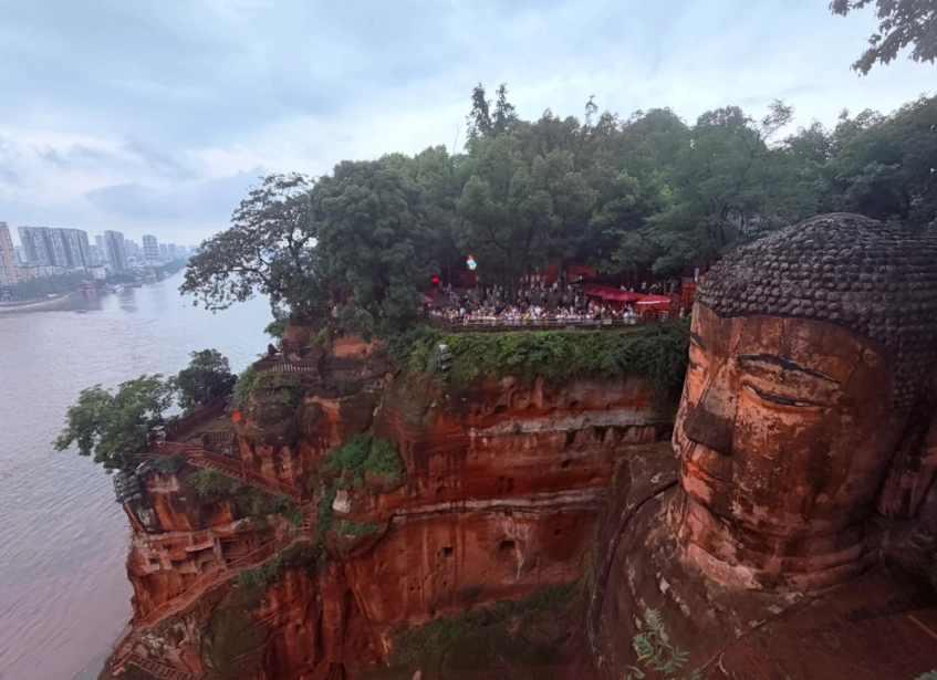 Leshan 1-Day Itinerary: Skip the Crowds and See the Buddha Properly