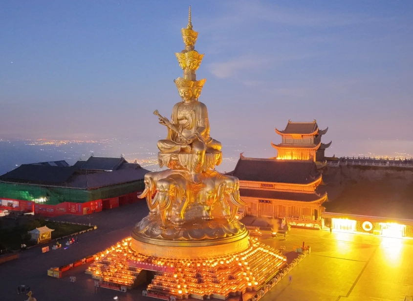 Emei Shan hiking Emei Shan hiking