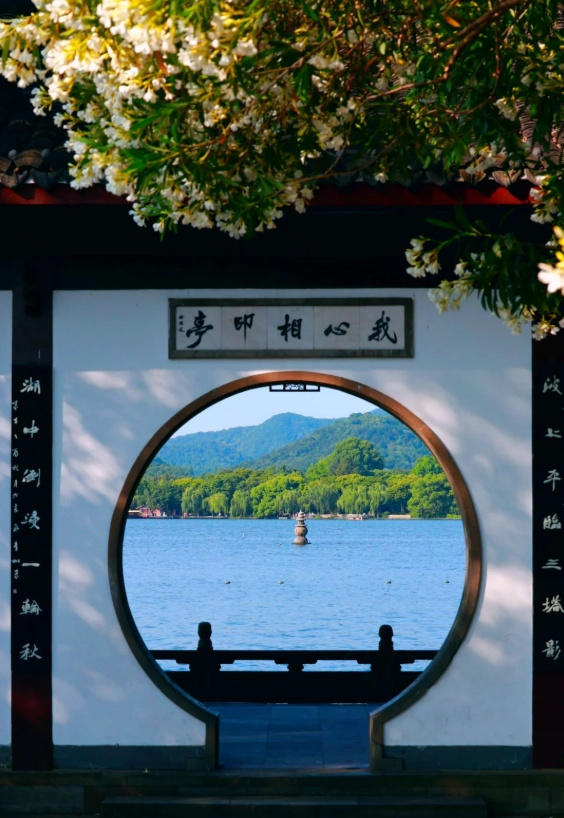 when to visit hangzhou west lake when to visit hangzhou west lake