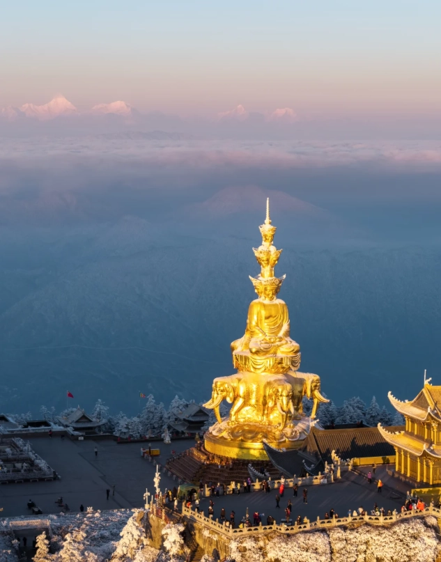 one day in Mount Emei one day in Mount Emei