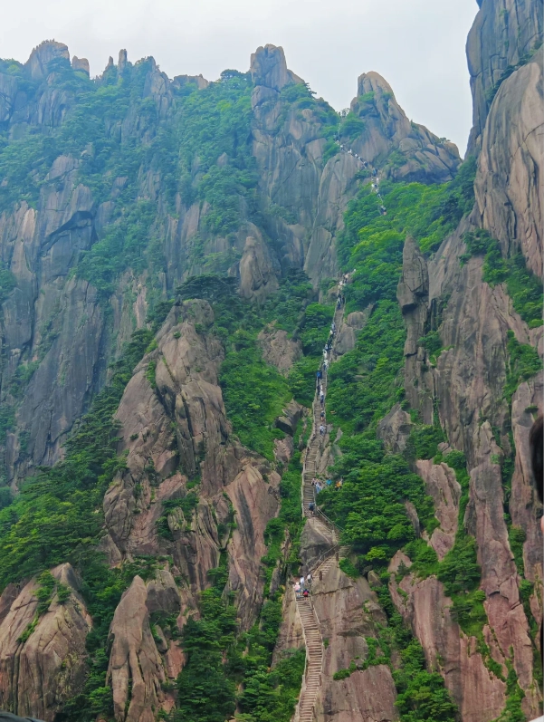 sleep on Yellow Mountain sleep on Yellow Mountain