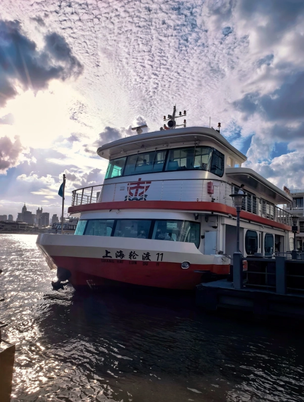 The Bund ferry to Pudong: Avoid the tourist crowds and sail like a local