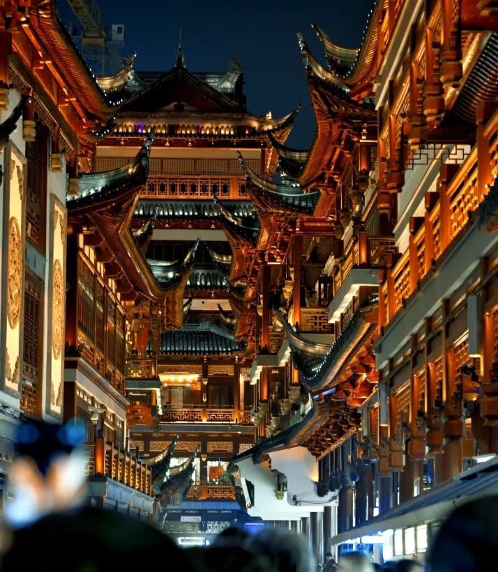 Best Time to Visit Yu Garden: Avoid Crowds & Peak Hours