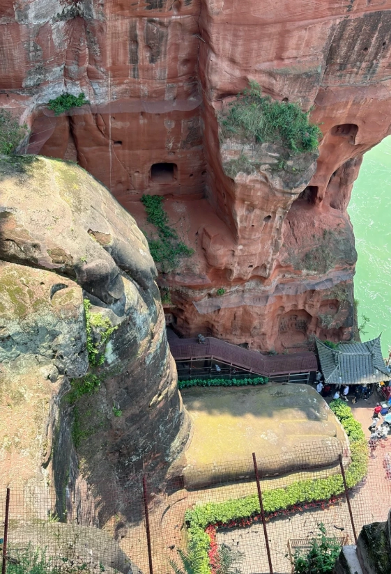 Leshan Giant Buddha from Chengdu