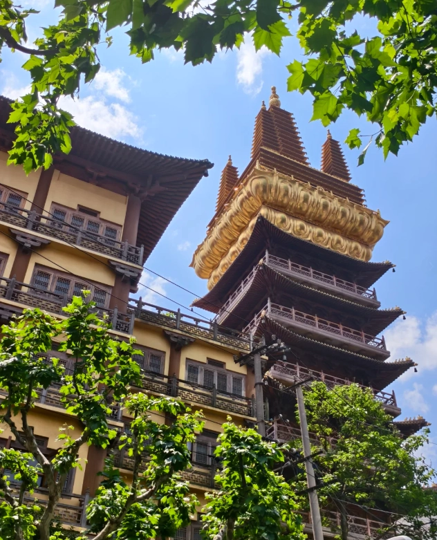 best time to visit Jing'an Temple best time to visit Jing'an Temple