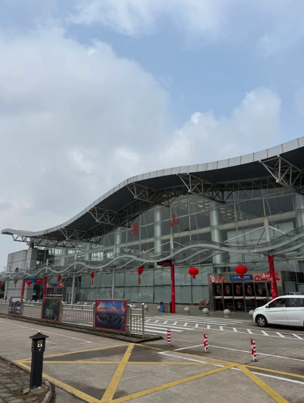 How to Get to Hongcun Ancient Village: Skip the Busy Routes & Save Time