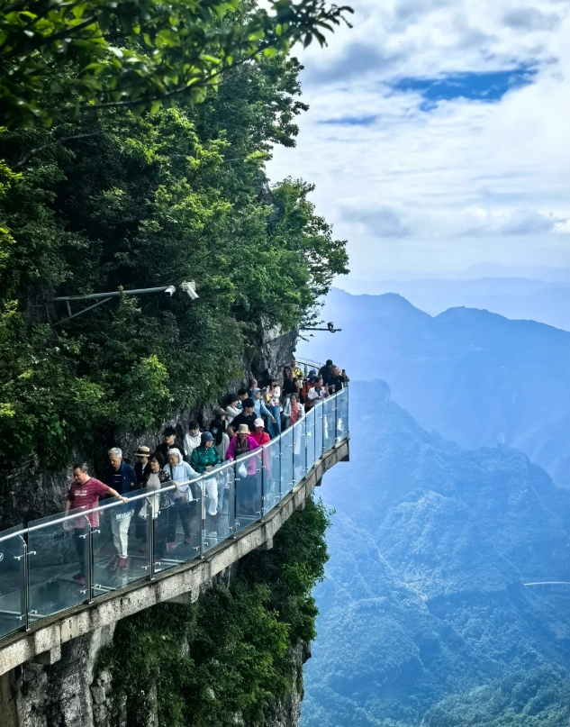 Tianmen Mountain Glass Walkaway: Skip the Crowds