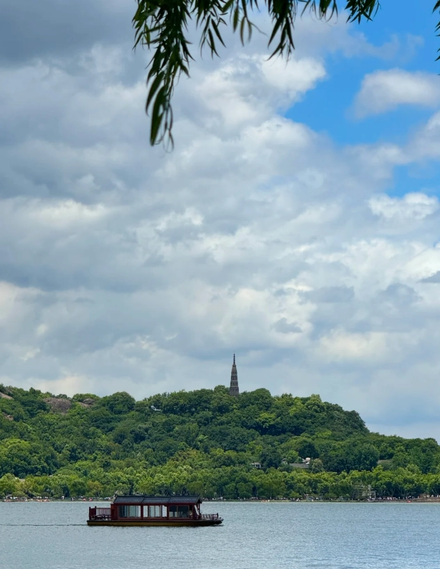 best time to visit West Lake best time to visit West Lake