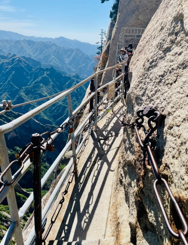 Huashan adventure Huashan adventure