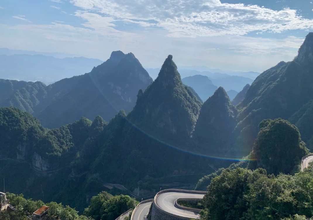 Tianmen Mountain tips Tianmen Mountain tips