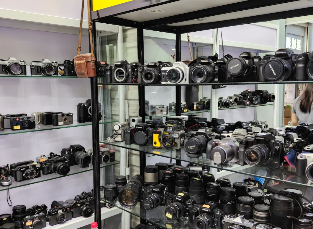 electronics market photography electronics market photography