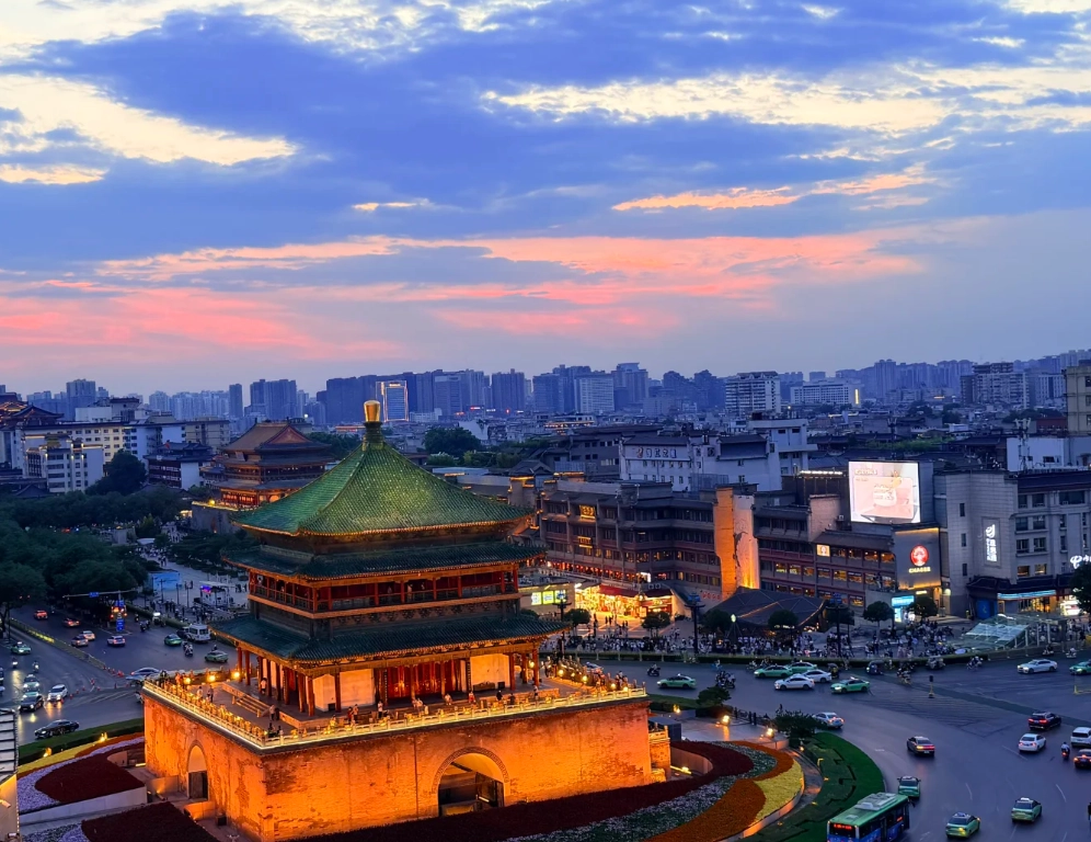 Xi'an Bell Tower vs Drum Tower Xi'an Bell Tower vs Drum Tower