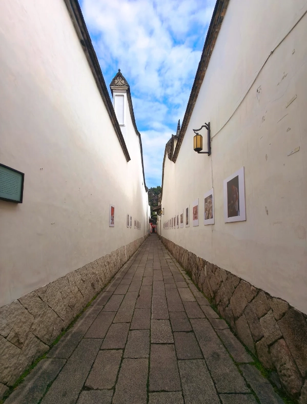 Three Lanes and Seven Alleys walking route