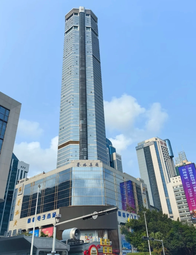 How Long to Spend at Huaqiangbei: Skip the Tourist Trap
