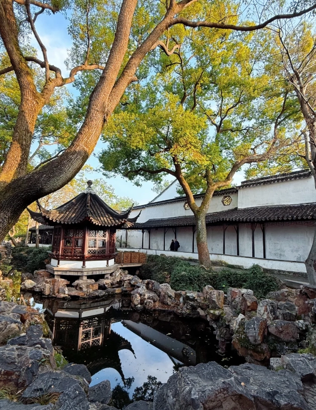 best time to visit Humble Administrator's Garden
