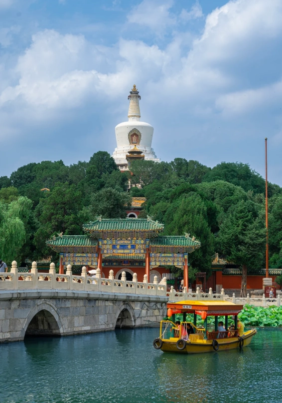 How to visit Beihai Park: Skip the queue & crowds