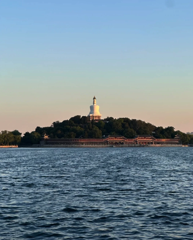 Beihai Park photography golden hour