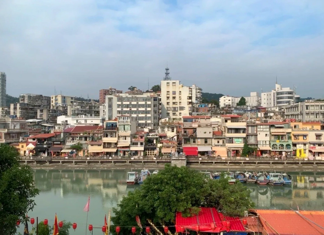 Shapowei art district entry