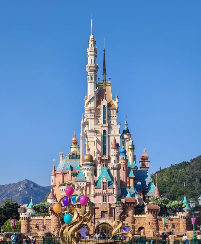 Hong Kong Disneyland 1 Day Ticket Price: Save Money & Avoid Crowds