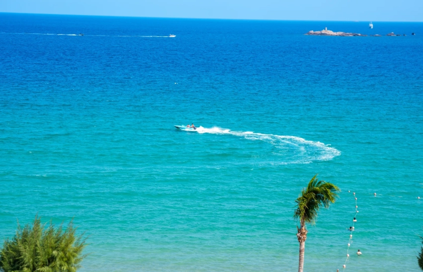 Yalong Bay travel tips Yalong Bay travel tips