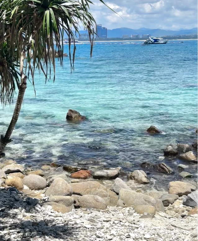 Wuzhizhou Island tips