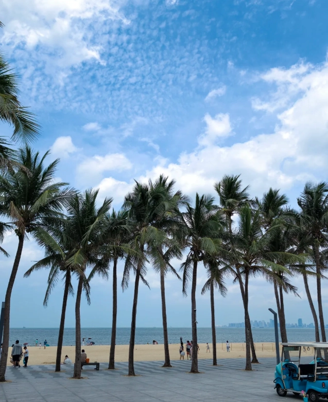 Holiday Beach Haikou: Honest Review for Foreign Travelers