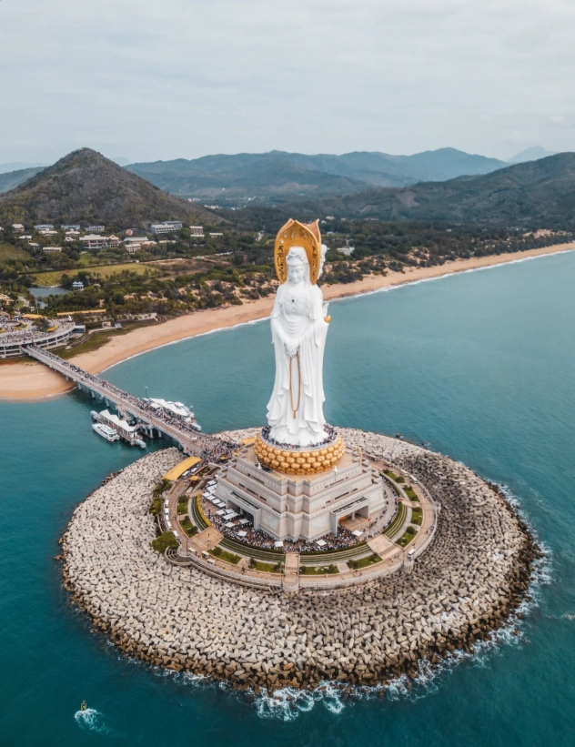 Hainan Buddhist attractions