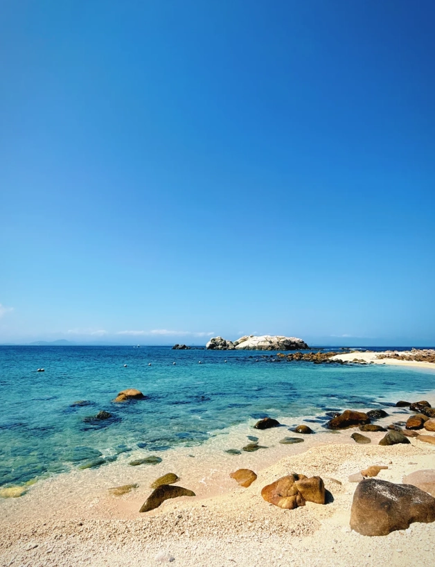 Best Time to Visit Wuzhizhou Island: Skip the Crowds