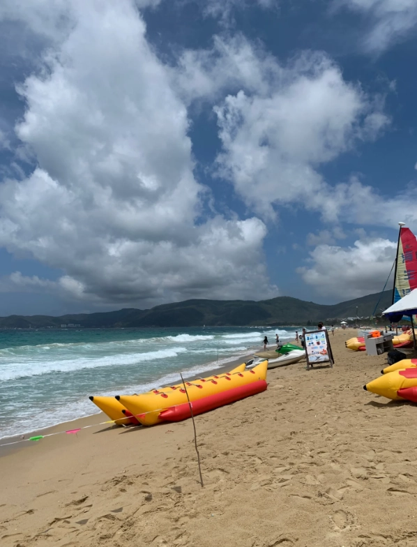 book water sports Yalong Bay book water sports Yalong Bay