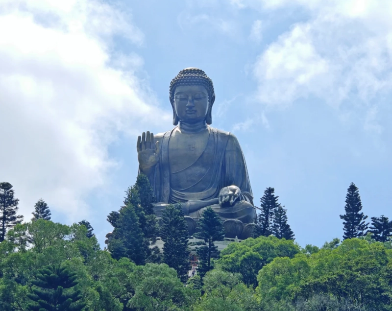 Tian Tan Buddha worth visiting Tian Tan Buddha worth visiting