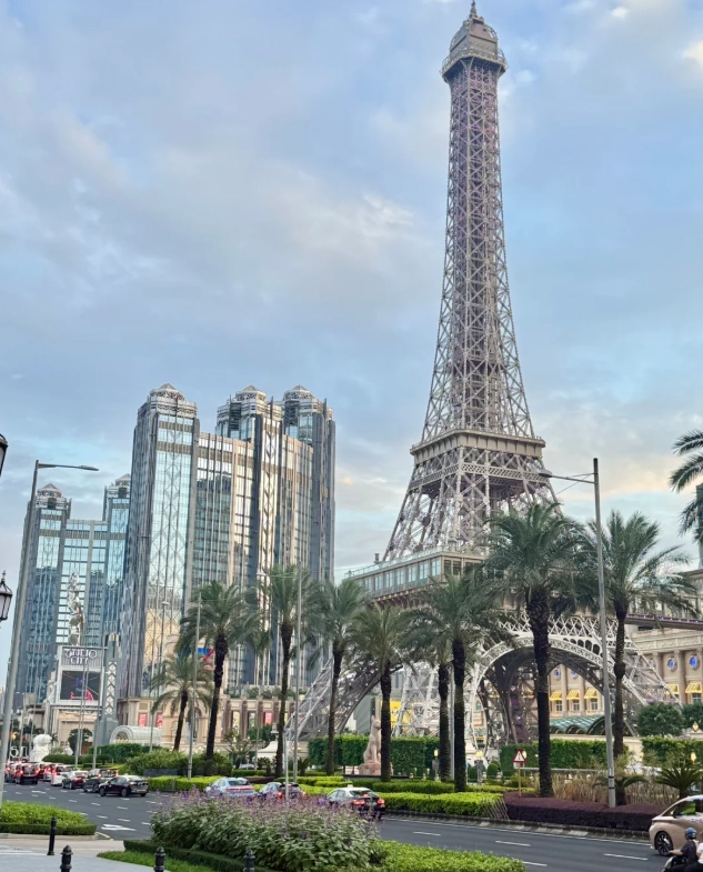 Macau Tower tips Macau Tower tips