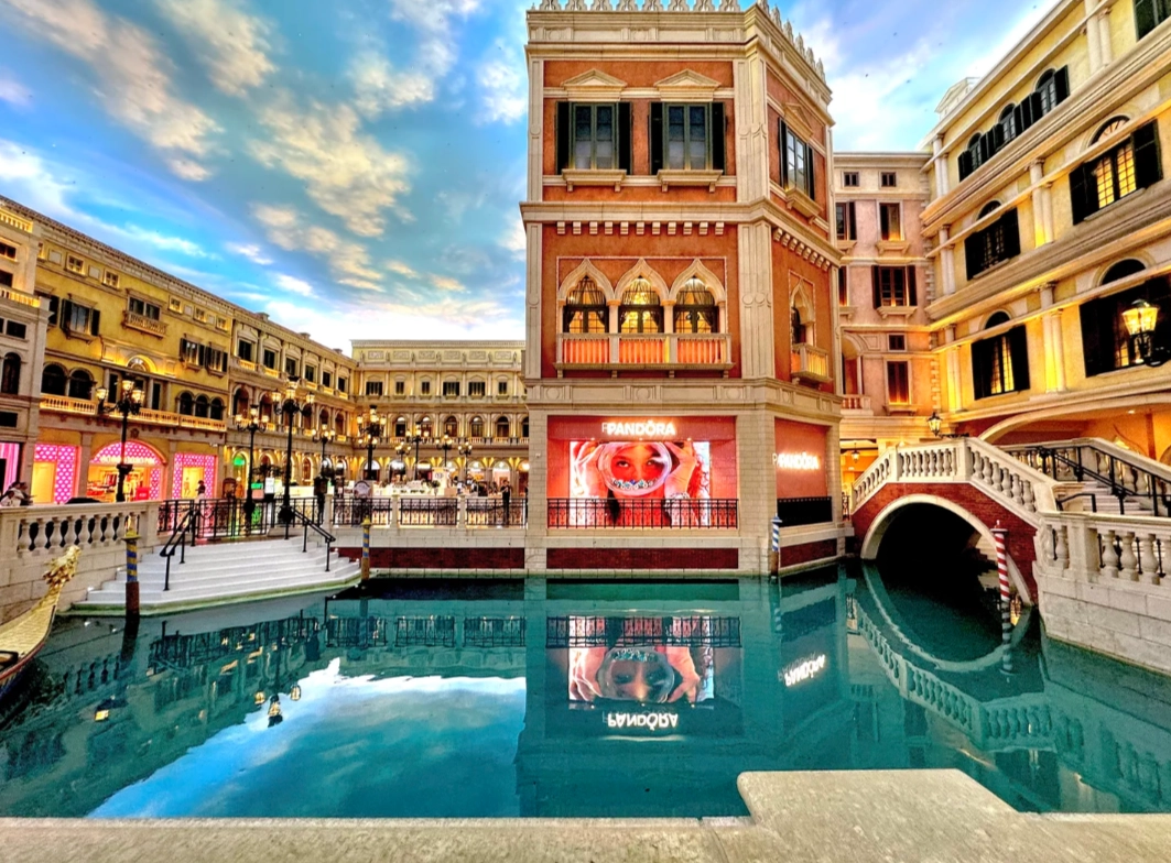 Macau Day Trips: 7 Mistakes to Avoid & Perfect 1-Day Itinerary