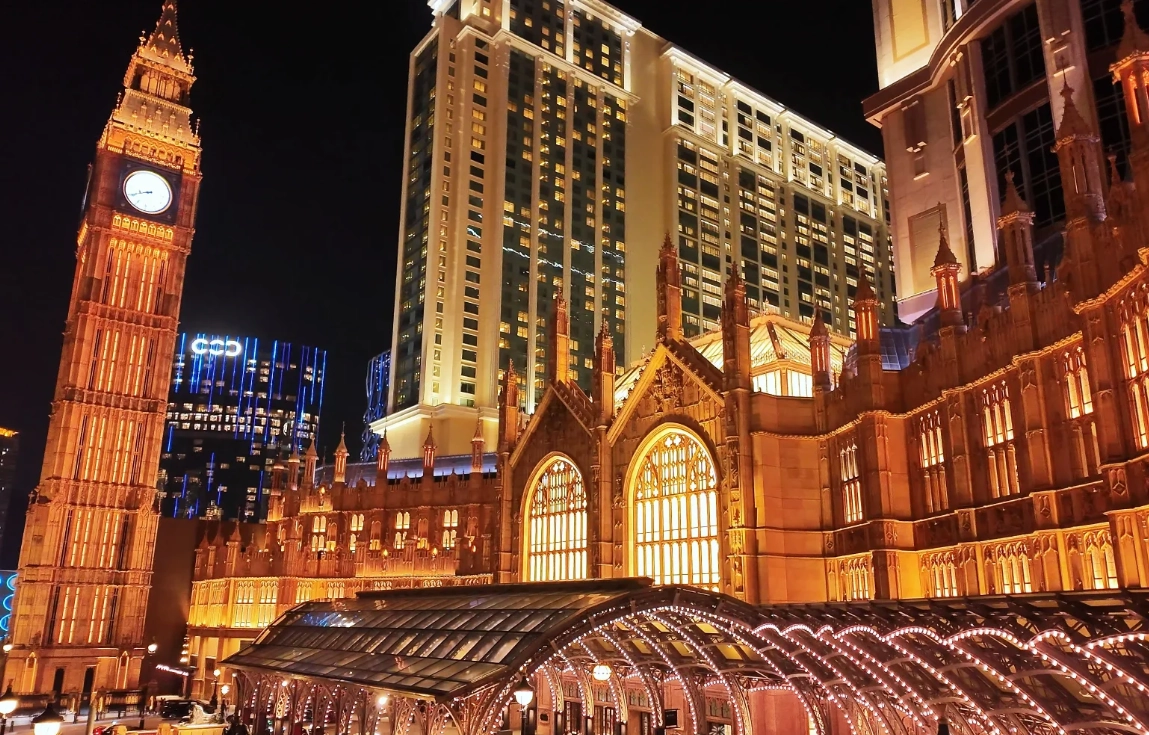 Macau 2-day Itinerary: Beat the Crowds & Save Money