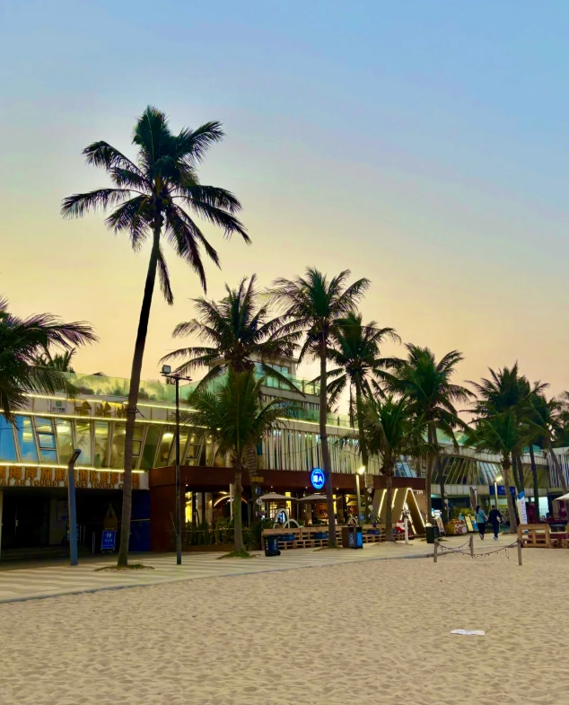 How Long to Spend at Holiday Beach Haikou: Realistic Time Guide