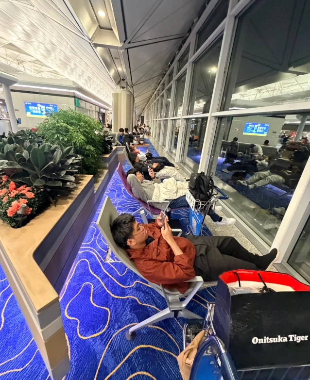 layover in Hong Kong