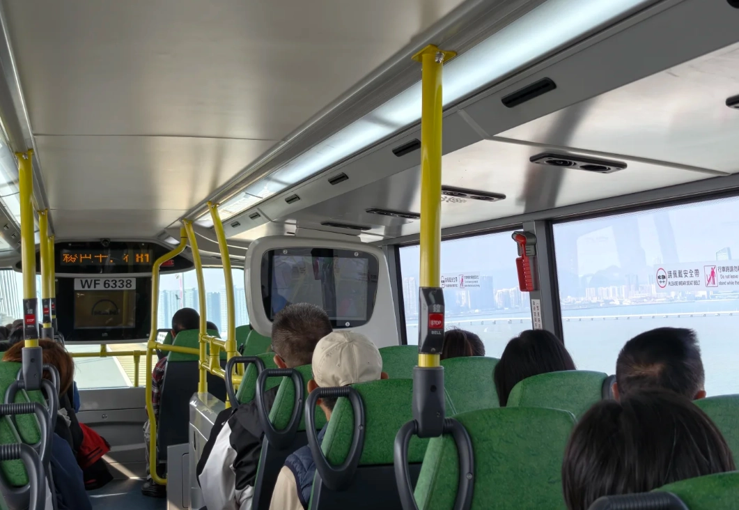 bridge bus from Hong Kong to Macau bridge bus from Hong Kong to Macau