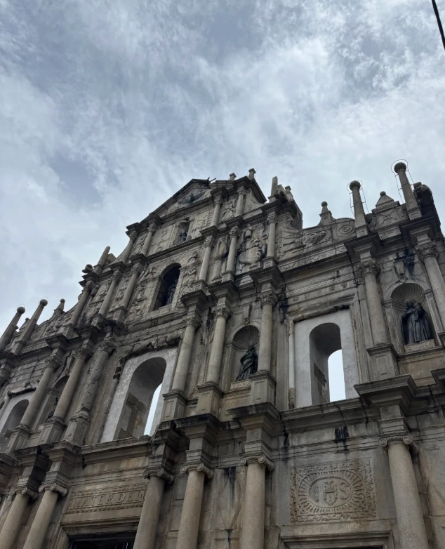Macau backpacking guide: Save money, skip crowds, eat like a local