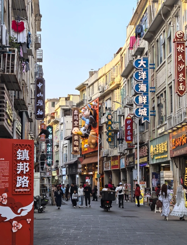 when to go to zhongshan road to avoid crowds when to go to zhongshan road to avoid crowds