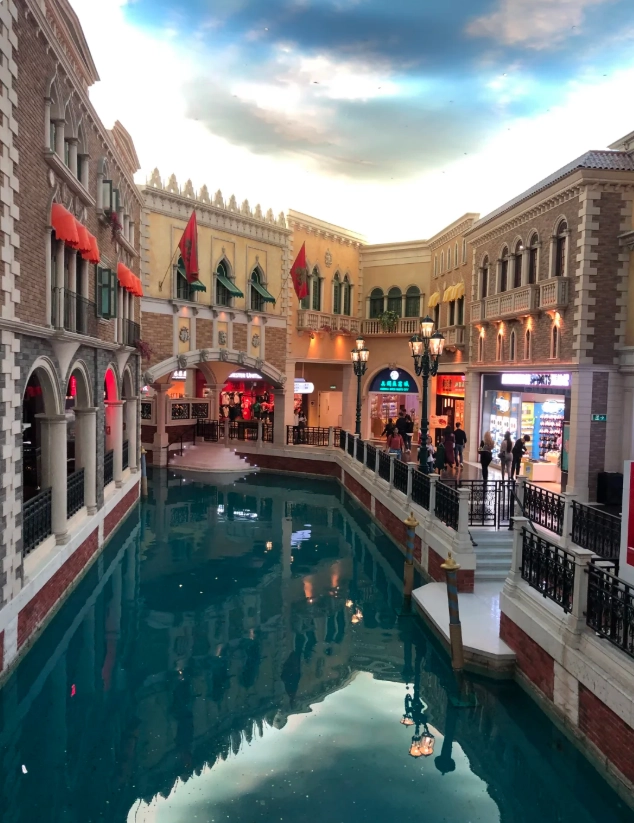 when is The Venetian Macao least crowded when is The Venetian Macao least crowded