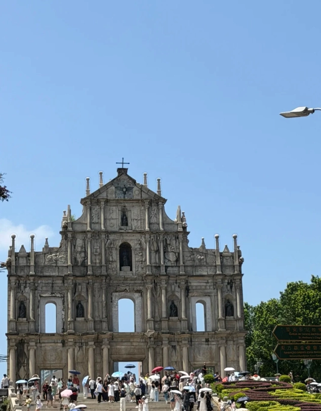 Ruins of St. Paul's walking tour: Avoid the crowds with this route