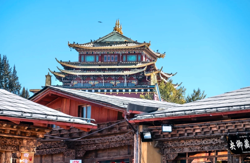 Kunming to Lijiang train